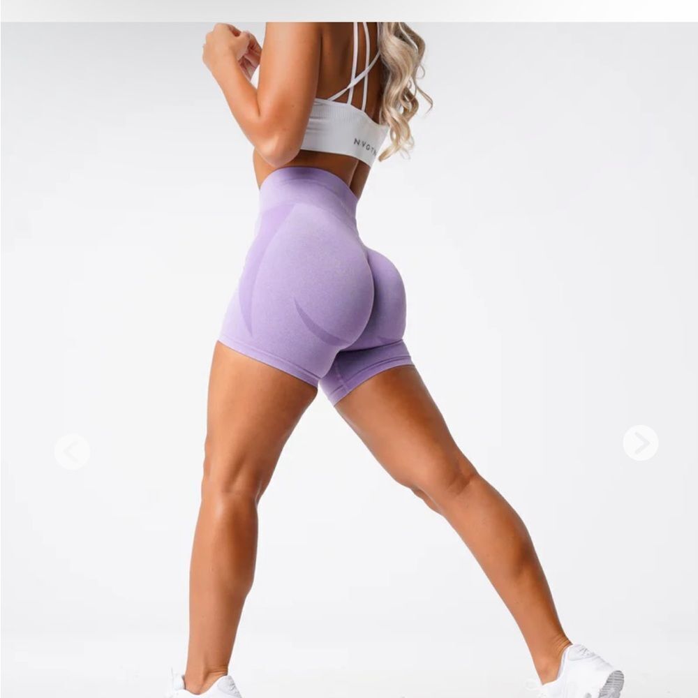 NVGTN Lilac contour shorts, size M NWT